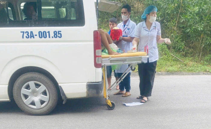 Đỡ đẻ thành công cho một sản phụ khó sinh trên đường chuyển viện