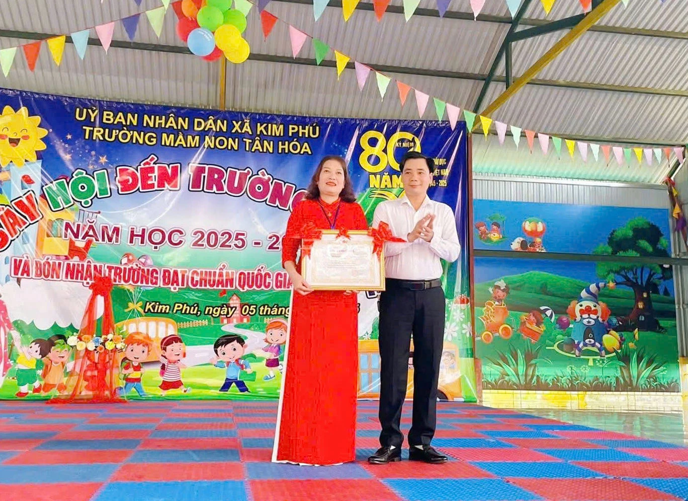 Trường mầm non Tân Hóa đón nhận trường chuẩn quốc gia mức độ 1-Ảnh: X.V