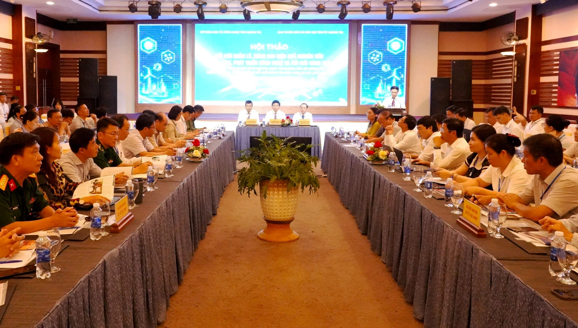Quang cảnh buổi hội thảo - Ảnh: N.T