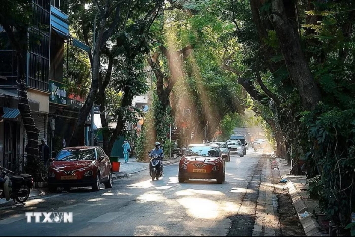 Thời tiết ngày 27/5: Miền Bắc tiếp tục nắng nóng, Hà Nội có nơi trên 40 độ C