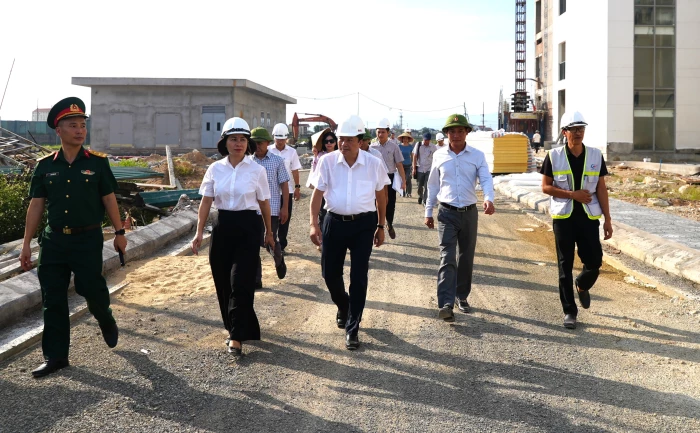 Đẩy nhanh tiến độ xây dựng và giải ngân vốn đầu tư công các dự án bệnh viện