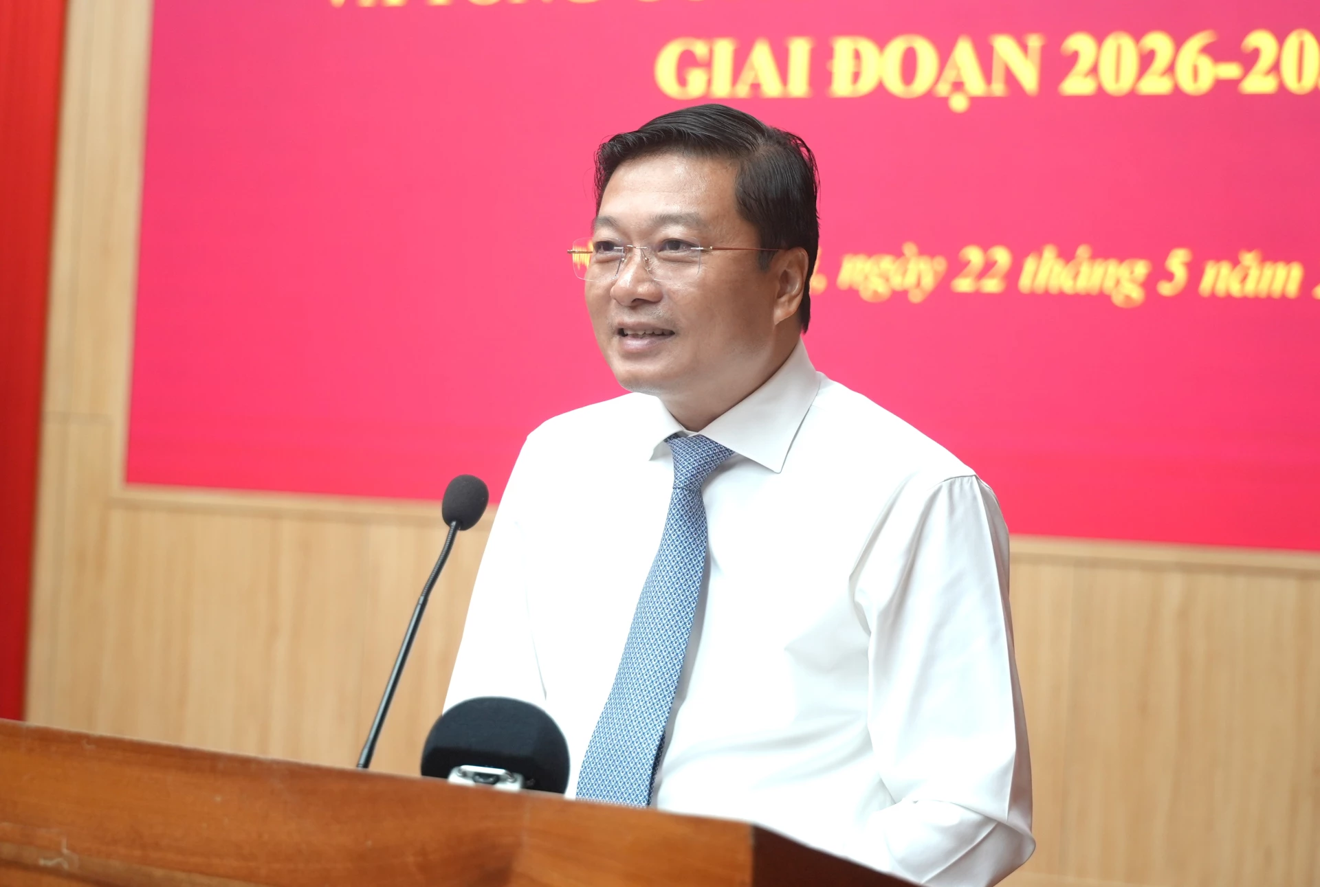 Đồng chí Lê Hồng Vinh, Phó Bí thư Tỉnh ủy, Chủ tịch UBND tỉnh phát biểu tại lễ ký kết - Ảnh: T.Đ