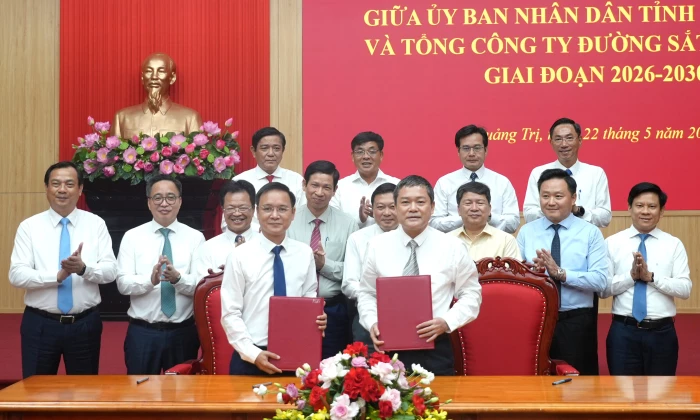 Quảng Trị ký kết hợp tác với Tổng Công ty Đường sắt Việt Nam, phát triển tàu du lịch liên vùng