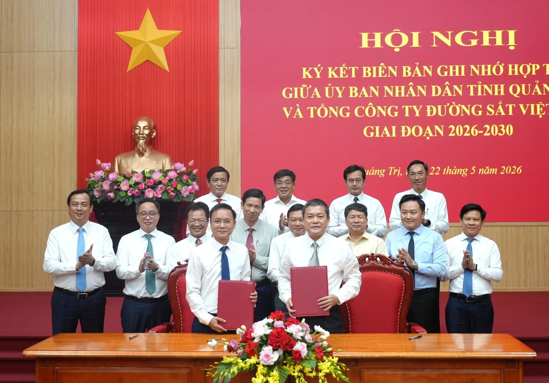: UBND tỉnh Quảng Trị và Tổng Công ty Đường sắt Việt Nam ký kết Biên bản ghi nhớ hợp tác với giai đoạn 2026 – 2030 - Ảnh: T.Đ

