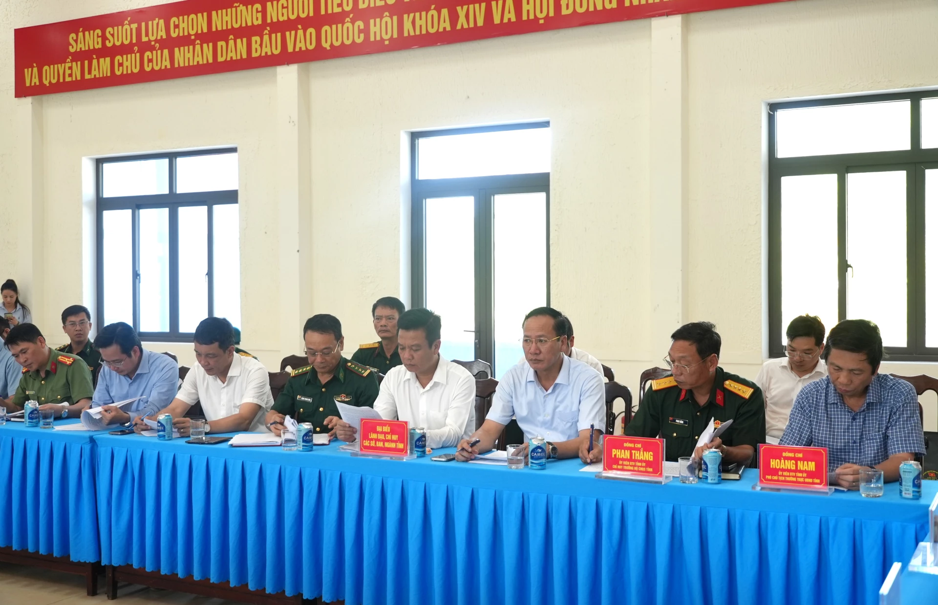 Các đại biểu tham dự buổi làm việc - Ảnh: T.Đ