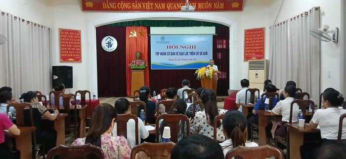 Tập huấn cơ bản về bạo lực trên cơ sở giới