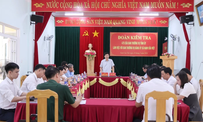 Thông qua dự thảo báo cáo kiểm tra Ban Thường vụ Đảng ủy xã Nam Cửa Việt