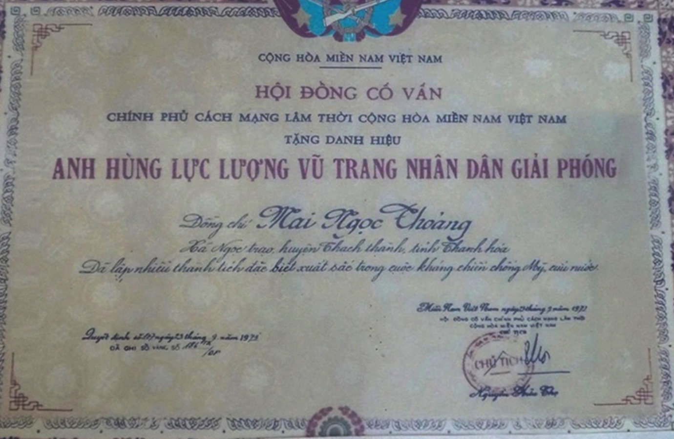 Năm 1973, hạ sĩ Mai Ngọc Thoảng được Nhà nước phong tặng danh hiệu Anh hùng Lực lượng vũ trang nhân dân khi mới 20 tuổi. Ảnh nhân vật cung cấp