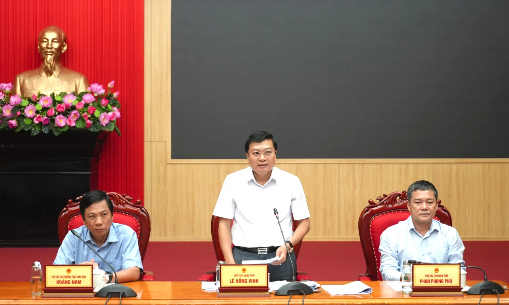 Phát huy hơn nữa tinh thần trách nhiệm, quyết liệt đẩy mạnh phân bổ, giải ngân vốn đầu tư công