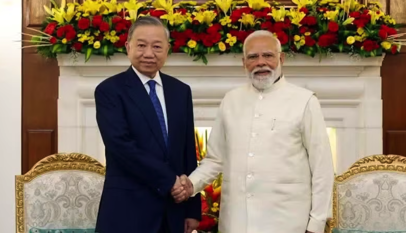 Tổng Bí thư, Chủ tịch nước Tô Lâm và Thủ tướng Ấn Độ Narendra Modi gặp hẹp, tại Phủ Thủ tướng ở thủ đô New Delhi, Ấn Độ, ngày 6/5/2026. (Ảnh: TTXVN)