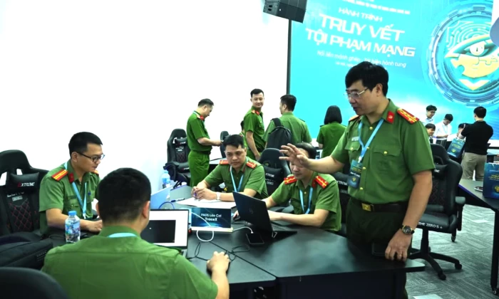 Nhân lực cho mặt trận phòng chống tội phạm công nghệ cao