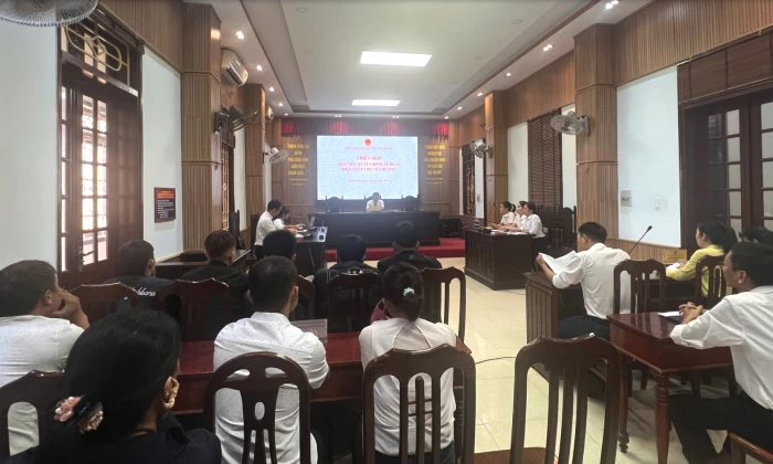 Phiên họp áp dụng biện pháp xử lý chuyển hướng cho người chưa thành niên phạm tội