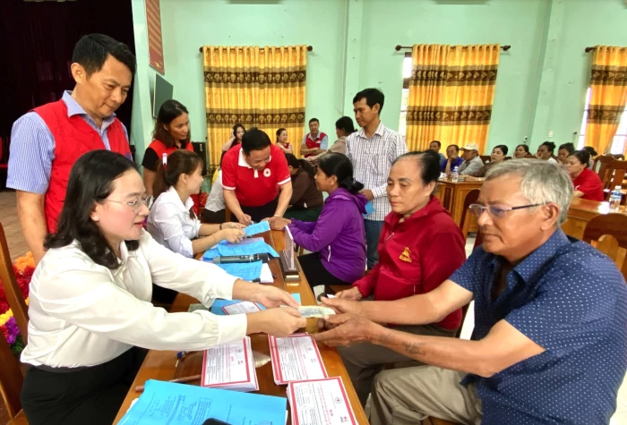 Hỗ trợ 1,8 tỉ đồng giúp người dân khắc phục hậu quả thiên tai