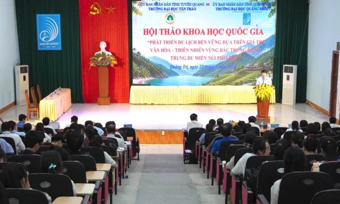 Phát triển du lịch bền vững dựa trên giá trị văn hóa-thiên nhiên vùng Bắc Trung bộ và trung du miền núi phía Bắc