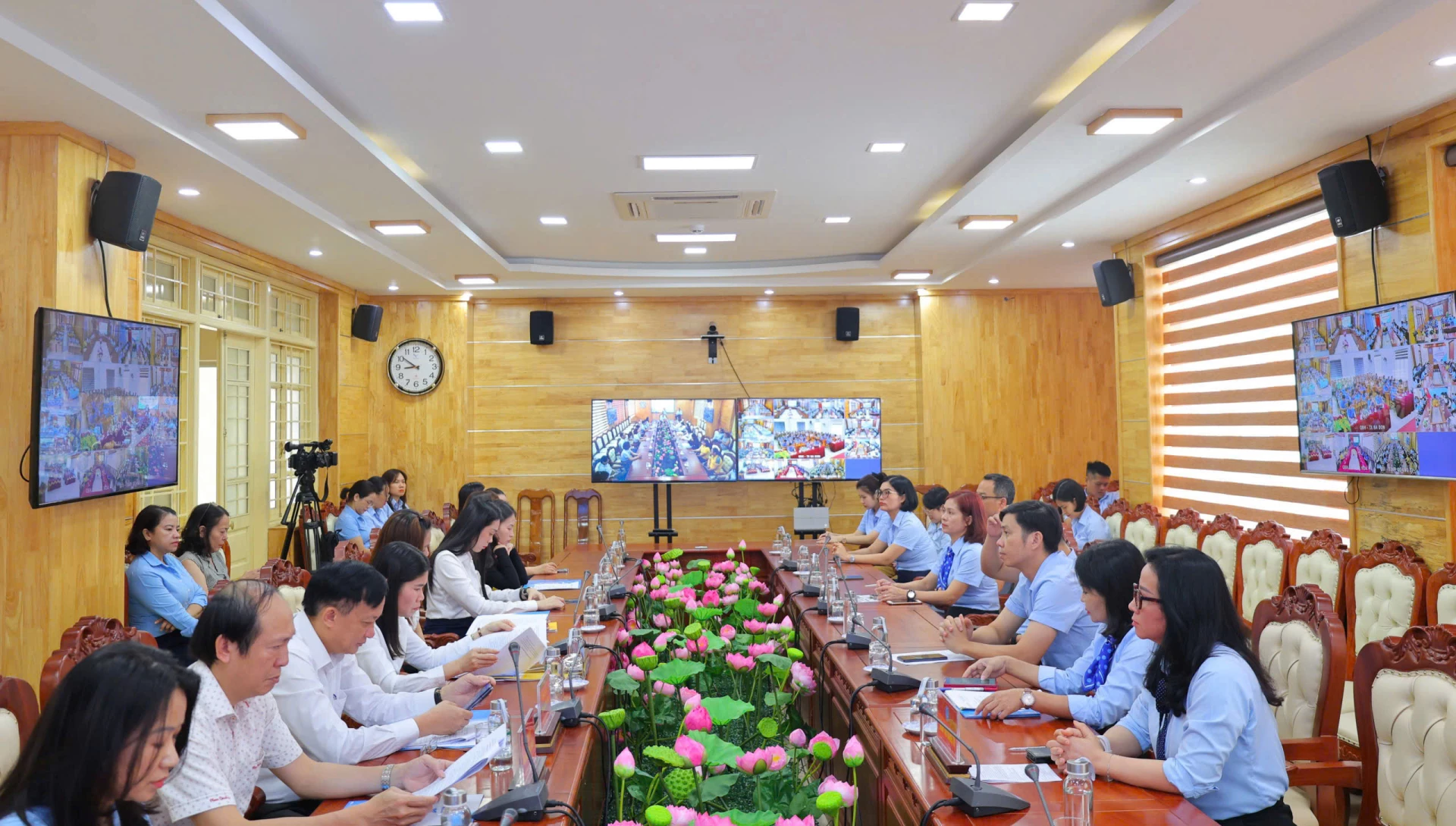 Quang cảnh buổi lễ - Ảnh: Thùy Trang