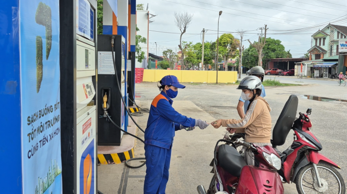Sẵn sàng chuyển đổi sang xăng sinh học E10 theo lộ trình