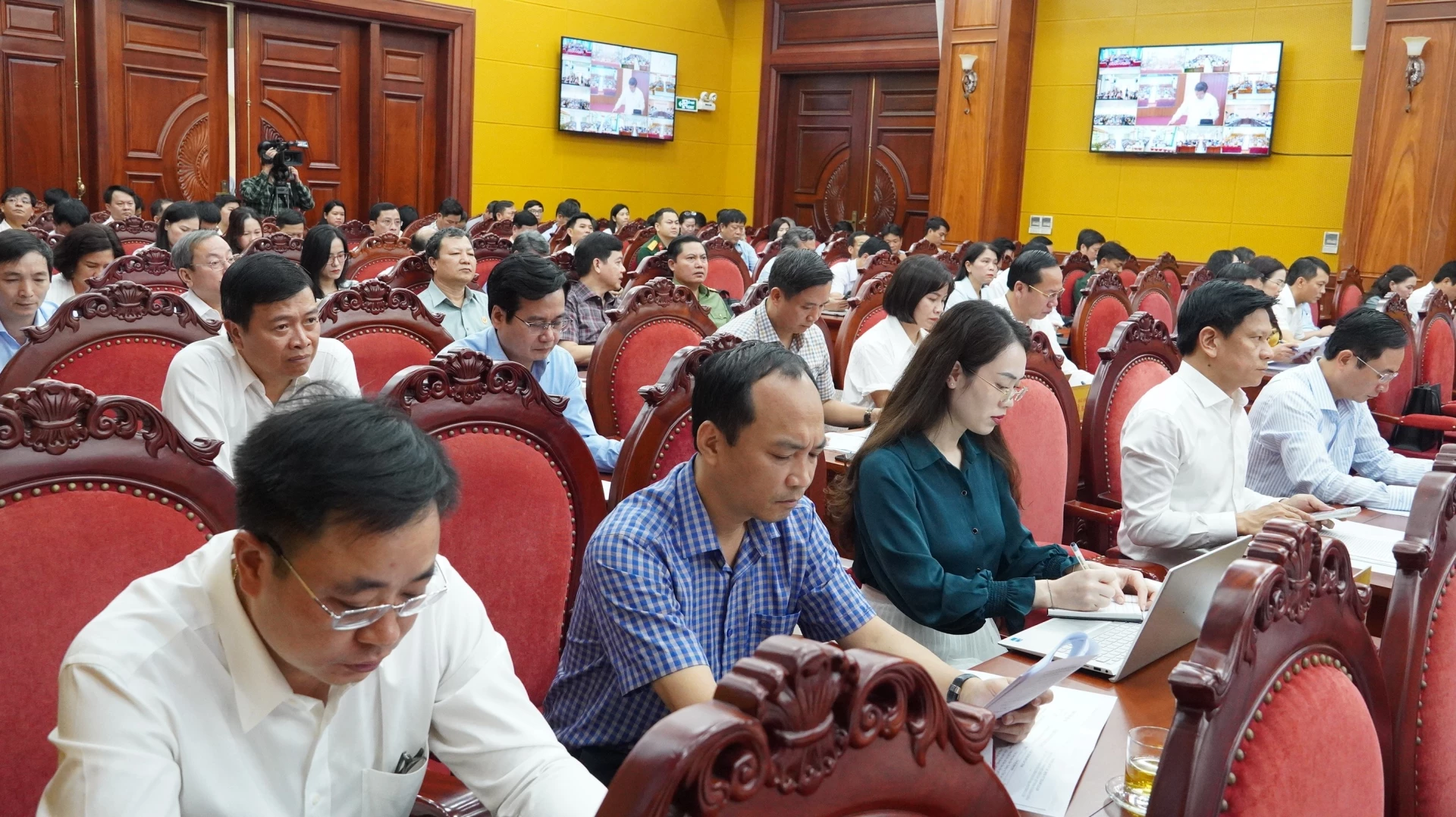 Đại biểu tham dự hội nghị - Ảnh: Q.V