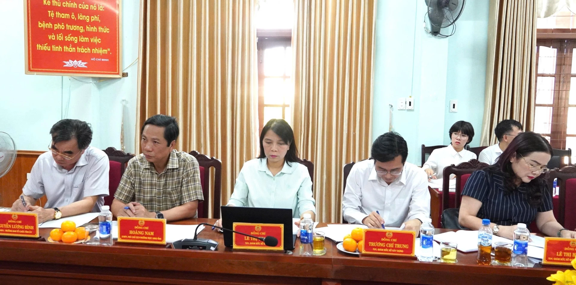Đại biểu tham dự buổi làm việc - Ảnh: Q.V