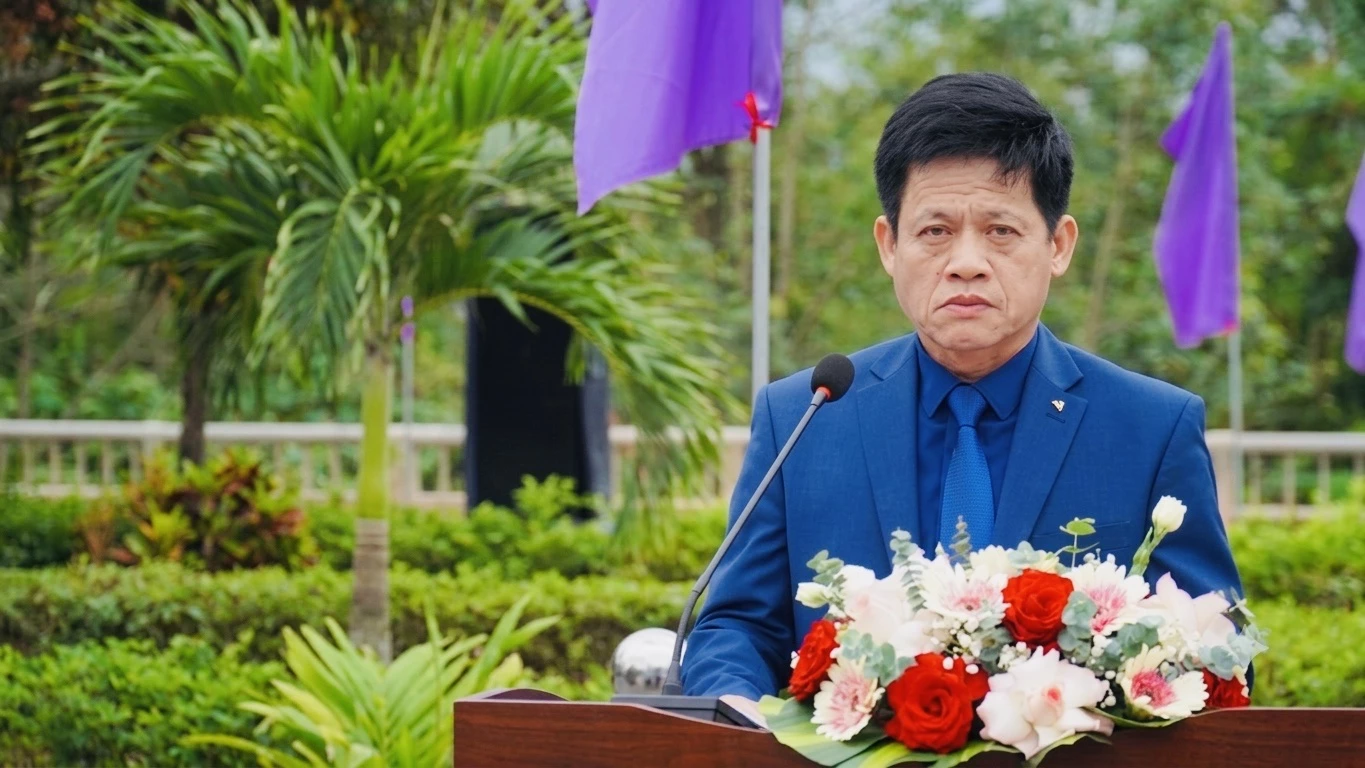  Đồng chí Lê Văn Bảo - UVBTV TU, Phó Chủ tịch UBND tỉnh, Trưởng Ban Công tác đặc biệt tỉnh phát biểu tại buổi lễ - Ảnh: Hoàng Hùng
