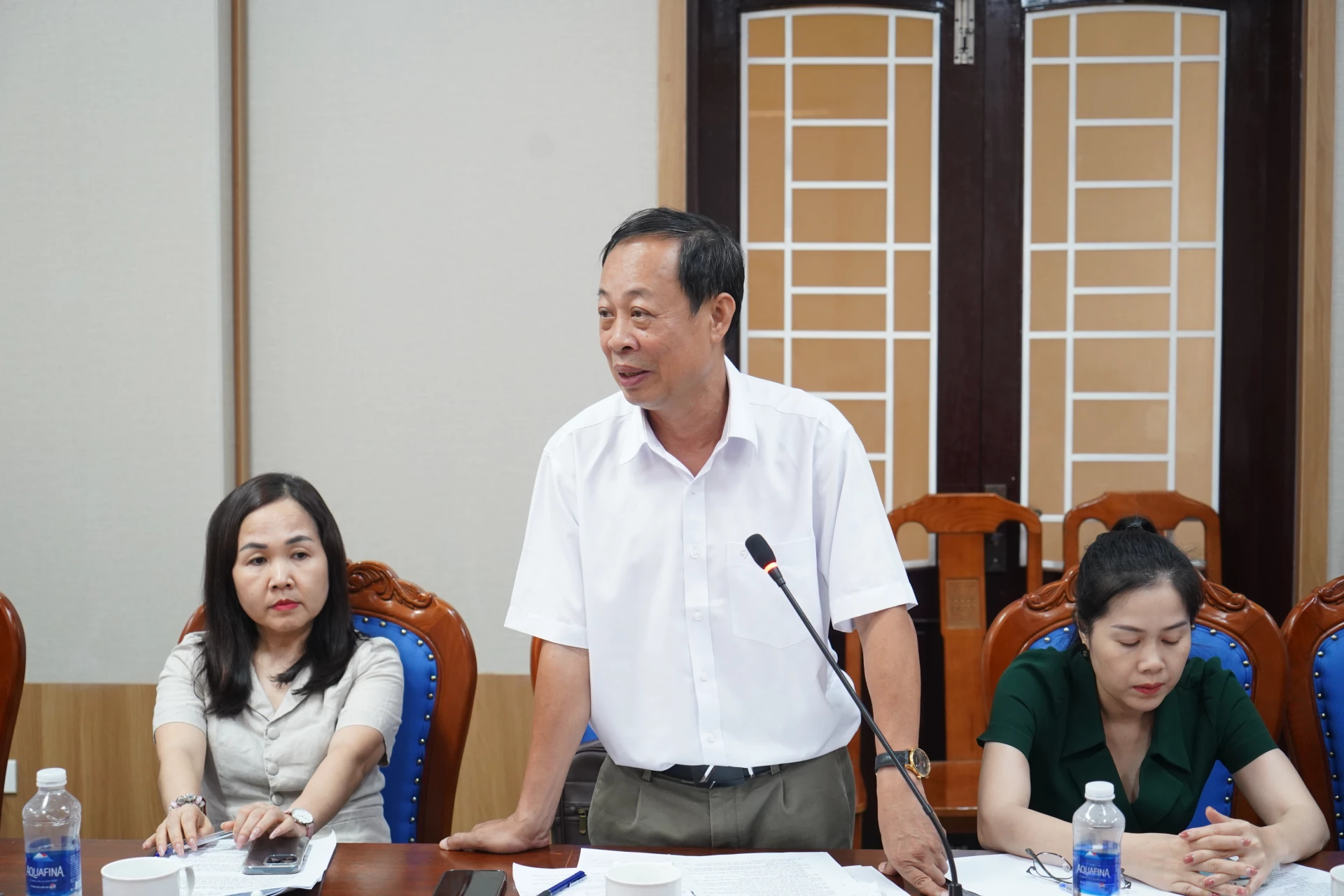 Lãnh đạo Báo và PTTH Quảng Trị thông tin về phương án tuyên truyền, quảng bá trước và trong sự kiện - Ảnh: Hoàng Hùng