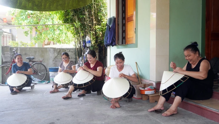 Đưa nón lá thành sản phẩm OCOP