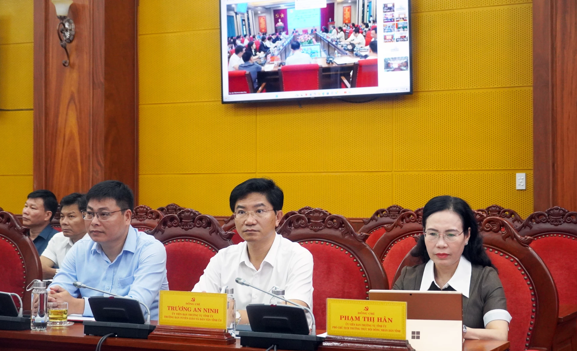 Đại biểu dự tọa đàm tại điểm cầu Quảng Trị - Ảnh: N.M