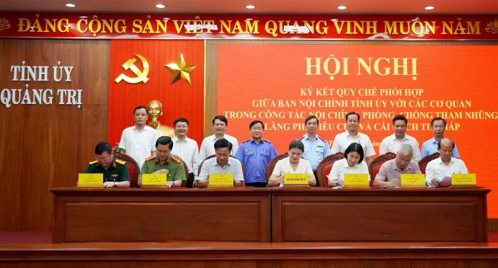 Phối hợp hiệu quả trong công tác nội chính, phòng, chống tham nhũng, lãng phí, tiêu cực và cải cách tư pháp