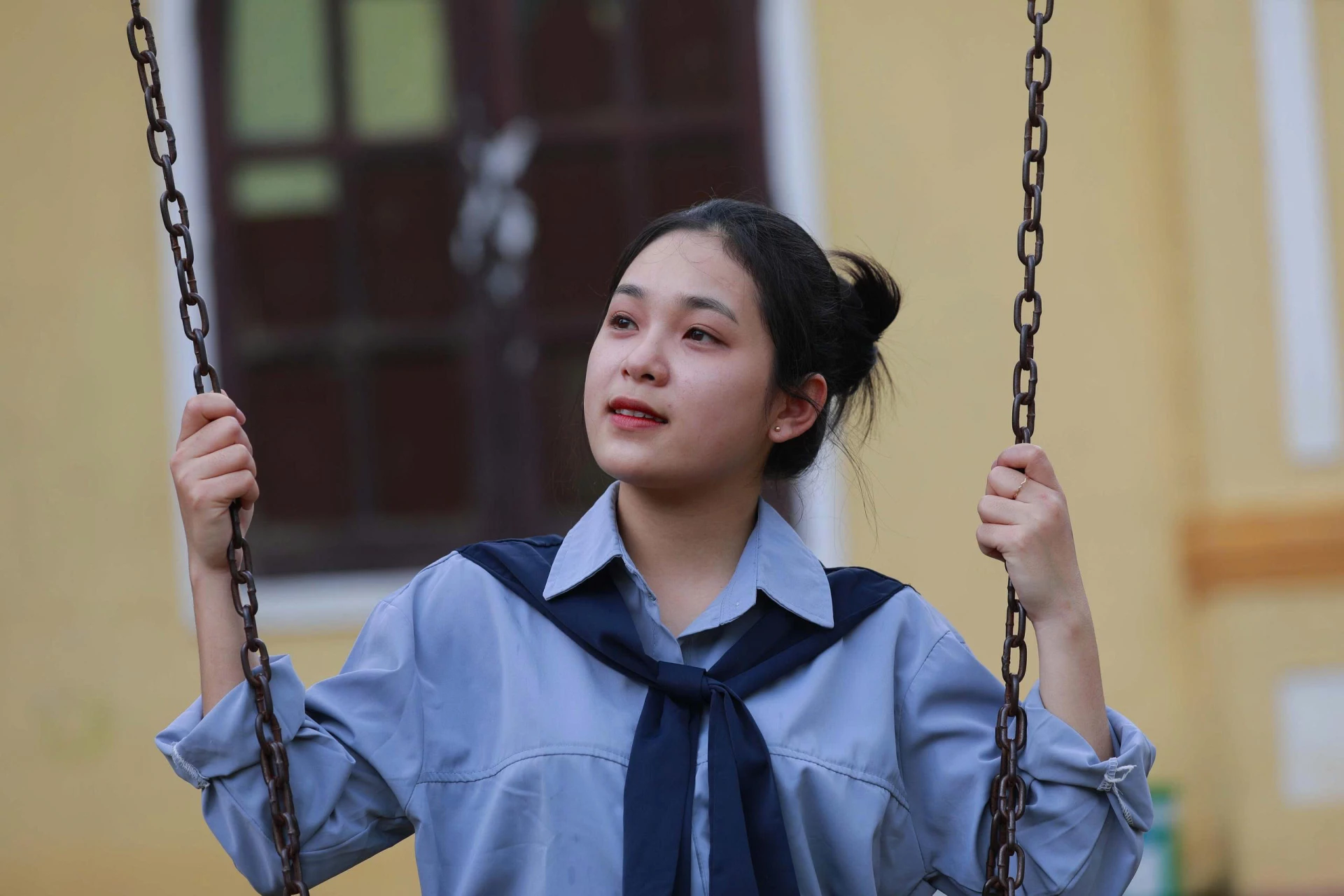 Cô Hoàng Phương Ngọc, giáo viên mầm non tại điểm trường thôn Tà Păng, xã Hướng Lập - Ảnh: T.L 