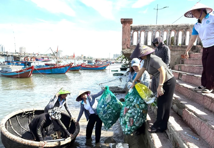 Chung tay bảo vệ hệ sinh thái biển
