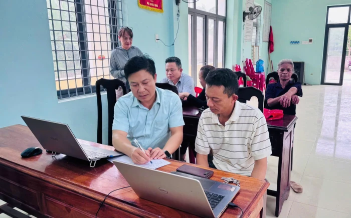 'Chính quyền lưu động vì Nhân dân phục vụ'