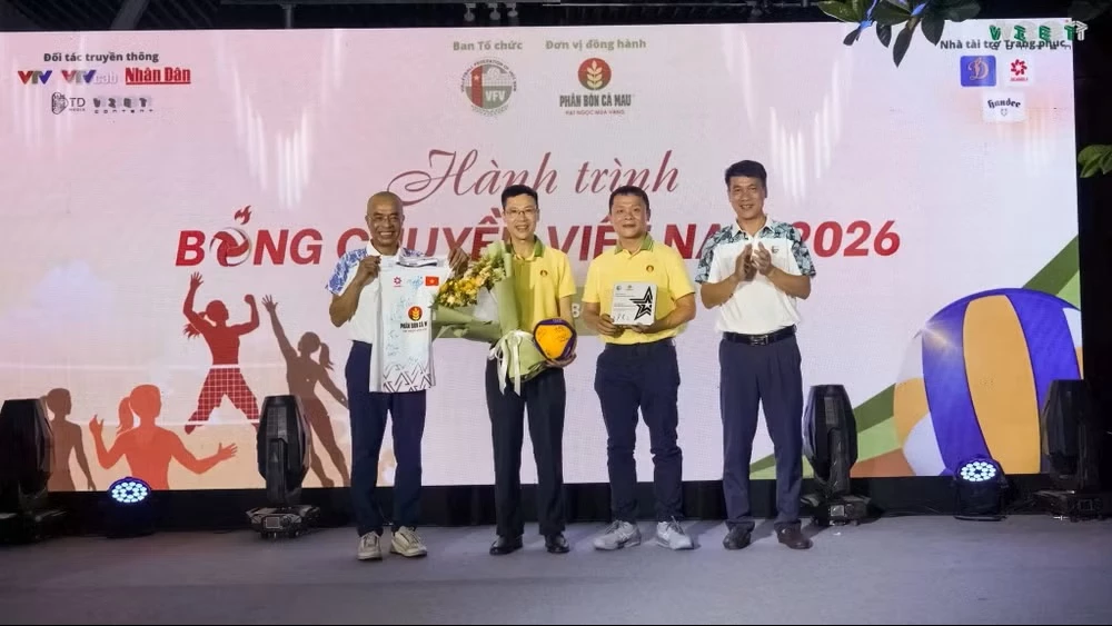 Liên đoàn Bóng chuyền Việt Nam cùng các nhà tài trợ cam kết đồng hành cùng đội tuyển hướng đến những thành công mới trong năm 2026.