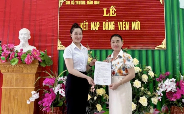 Đảng bộ xã Tân Mỹ: Chú trọng công tác phát triển đảng viên