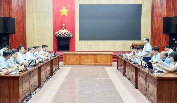 Đẩy nhanh tiến độ các dự án nguồn và lưới điện theo Quy hoạch điện VIII điều chỉnh