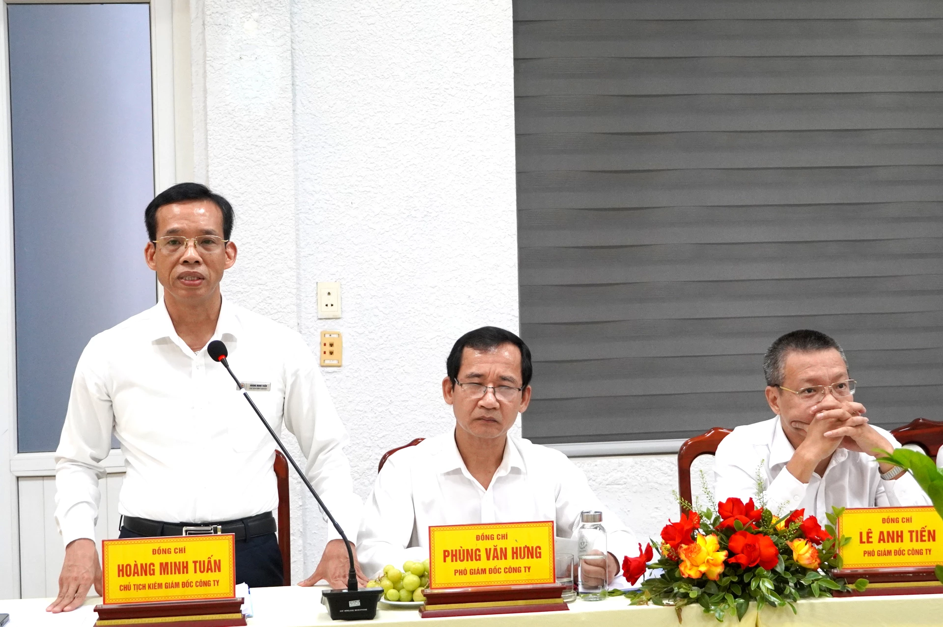 Đại diện lãnh đạo Công ty TNHH MTV XSKT Quảng Bình phát biểu tại hội nghị - Ảnh: H.Tr.