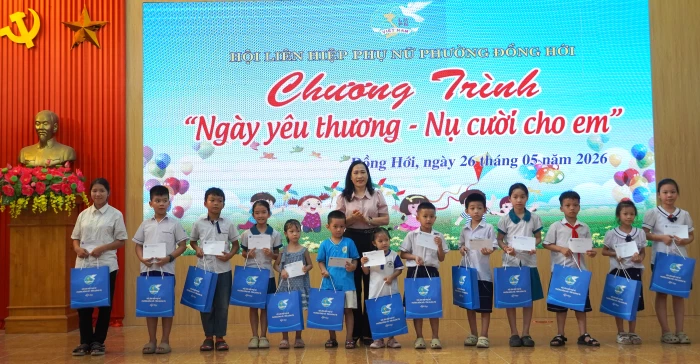 Lan tỏa lòng nhân ái từ chương trình 'Ngày yêu thương-Nụ cười cho em'