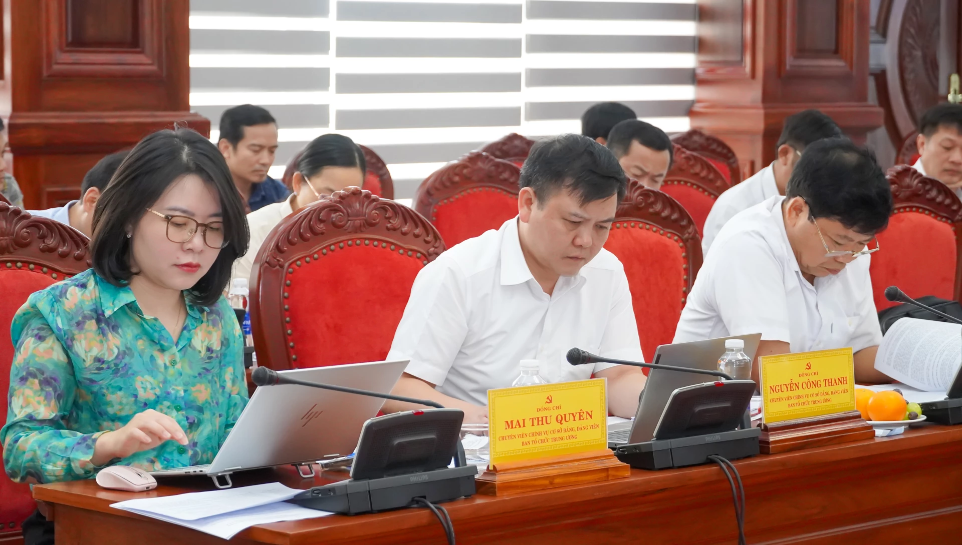 Các đại biểu tham dự buổi làm việc - Ảnh: N.H