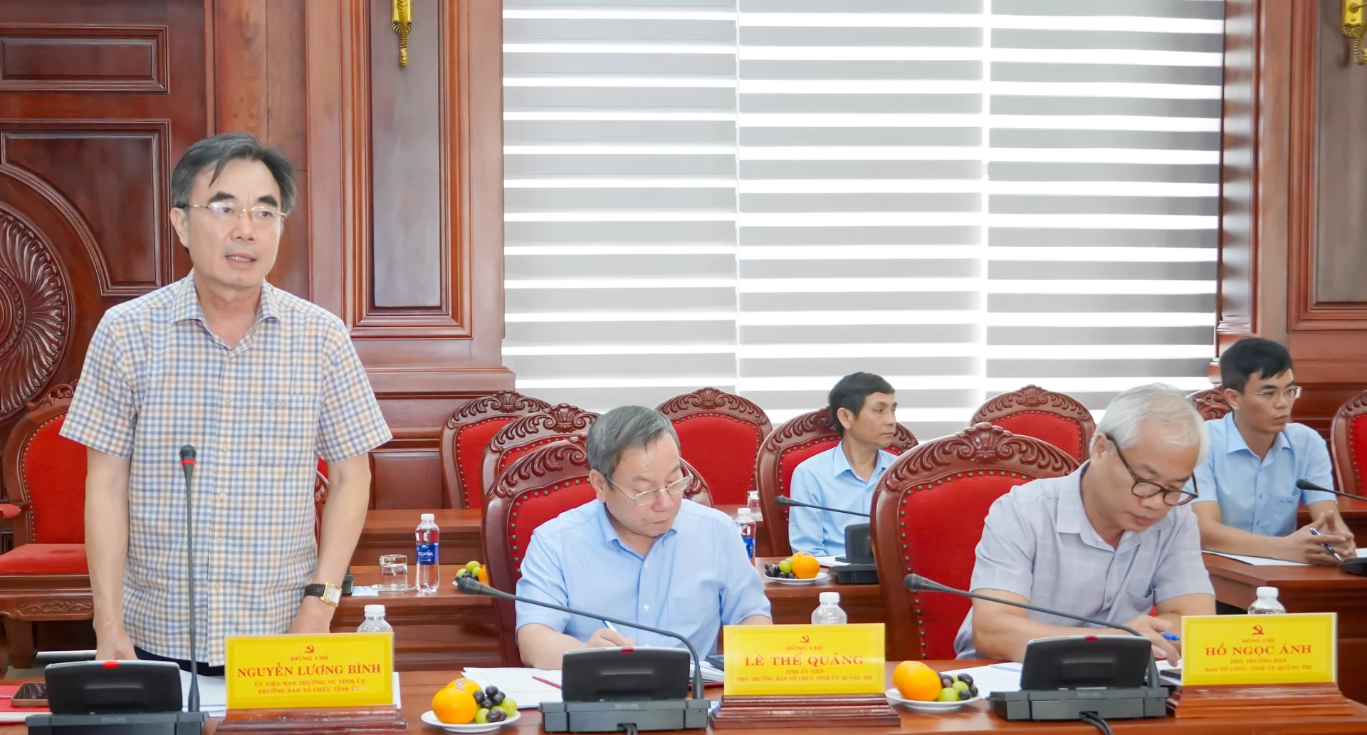 Đồng chí Nguyễn Lương Bình, Trưởng ban Tổ chức Tỉnh ủy phát biểu tại buổi làm việc - Ảnh: N.H