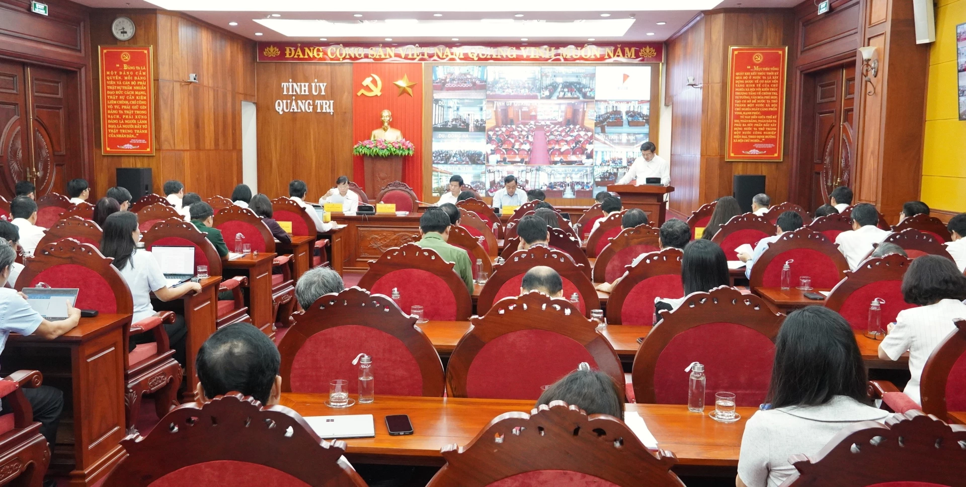 Quang cảnh hội nghị - Ảnh: Q.V