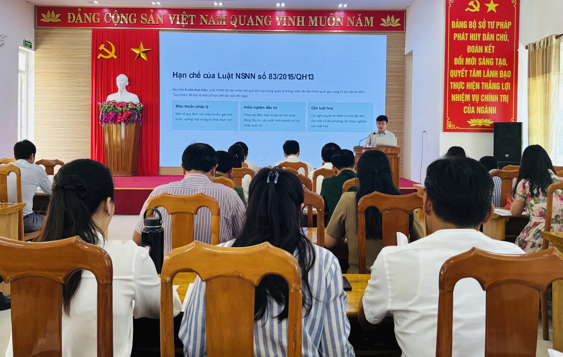 Quang cảnh hội nghị - Ảnh: K.H