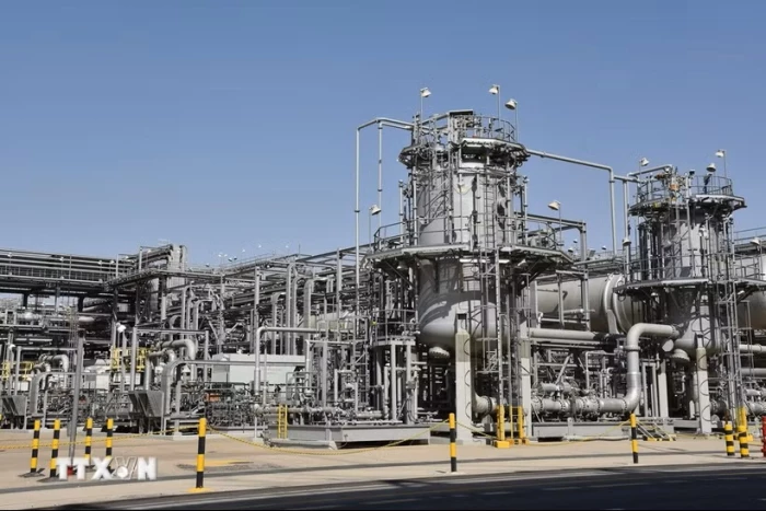 UAE rời OPEC gây sức ép lên Saudi Arabia