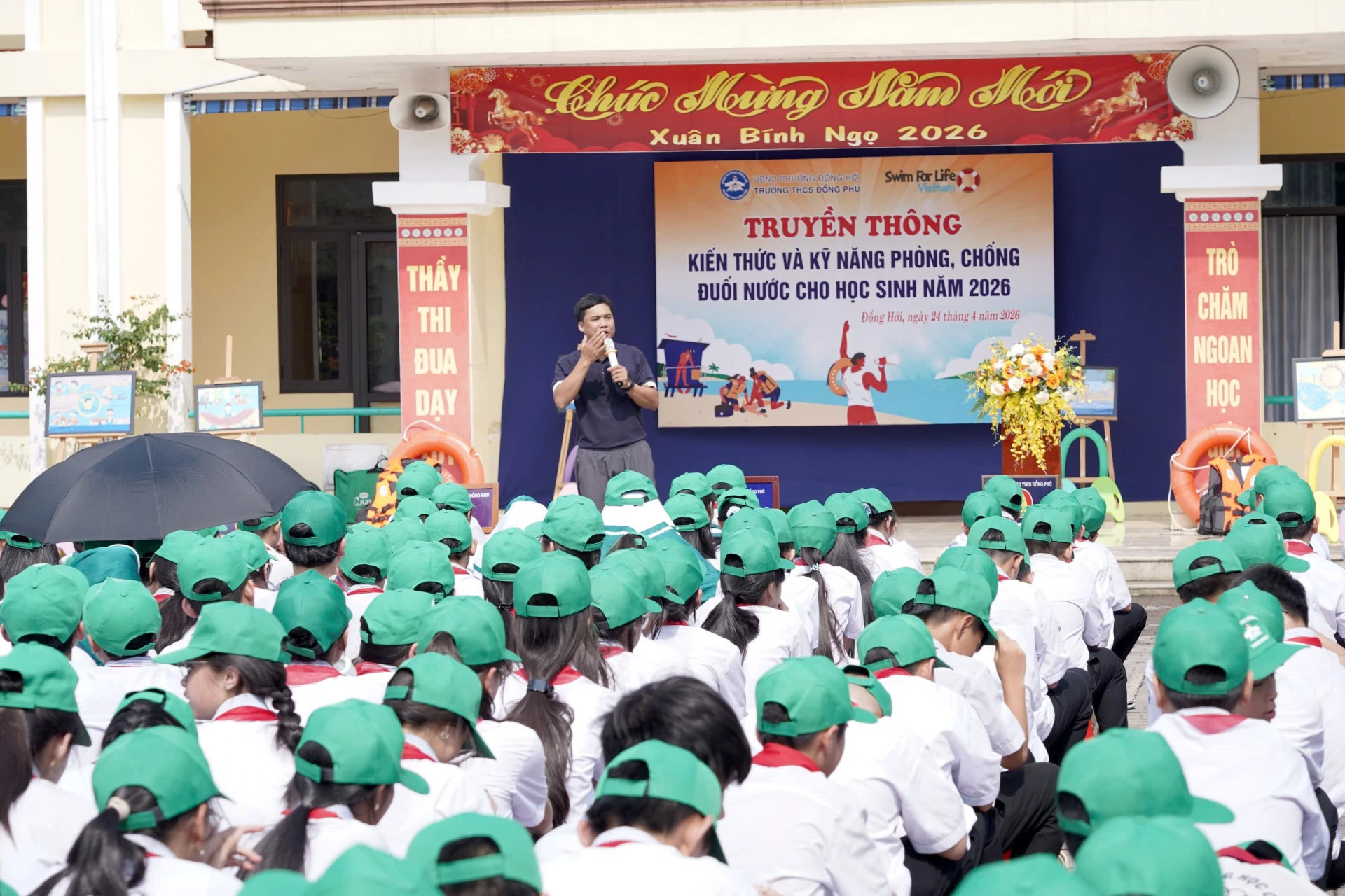 Tuyên truyền, trang bị kiến thức phòng, chống đuối nước cho học sinh - Ảnh: B.C