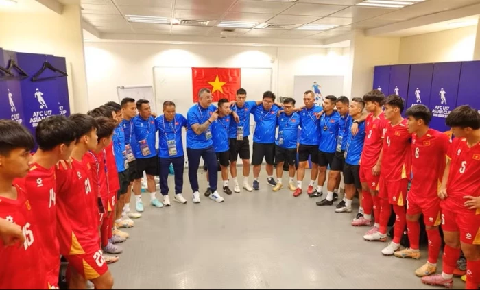 HLV Cristiano Roland nói gì khi U17 Việt Nam dừng bước ở tứ kết U17 châu Á?