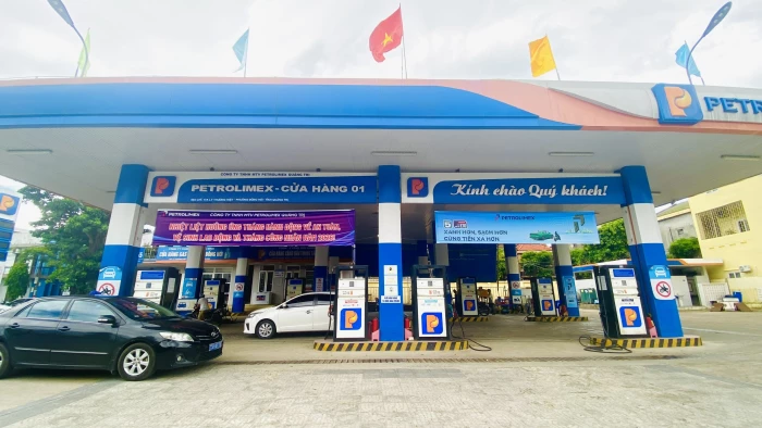 Triển khai bán đại trà xăng sinh học E10, người dân có lo ngại?