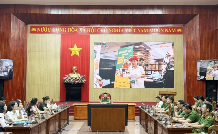 Phát hiện sớm, ngăn ngừa và xử lý nghiêm hành vi xâm hại trẻ em trên môi trường mạng