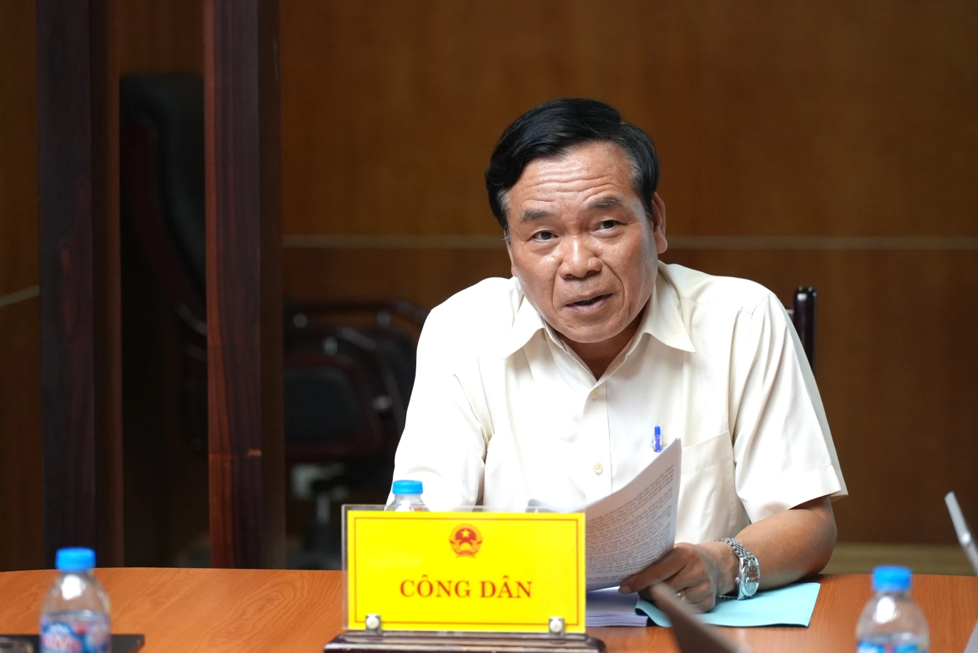 Công dân tham gia phiên tiếp dân của đồng chí Nguyễn Minh Tâm, Phó Trưởng đoàn chuyên trách Đoàn ĐBQH tỉnh và đồng chí Nguyễn Trần Huy, Phó Chủ tịch HĐND tỉnh - Ảnh: T.Đ