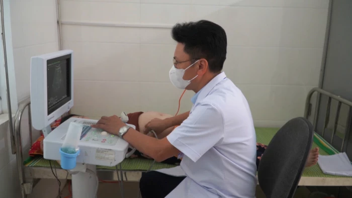 Bảo đảm chăm sóc sức khỏe ban đầu từ cơ sở