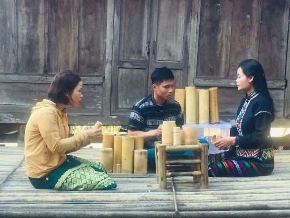 Nhóm sản xuất Krơng Aho tại xã Hướng Lập - Ảnh: A.Đ