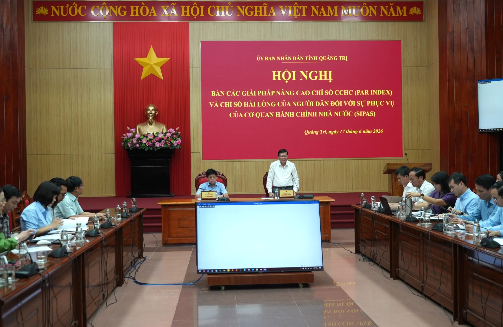 Quang cảnh buổi làm việc - Ảnh: T.Đ