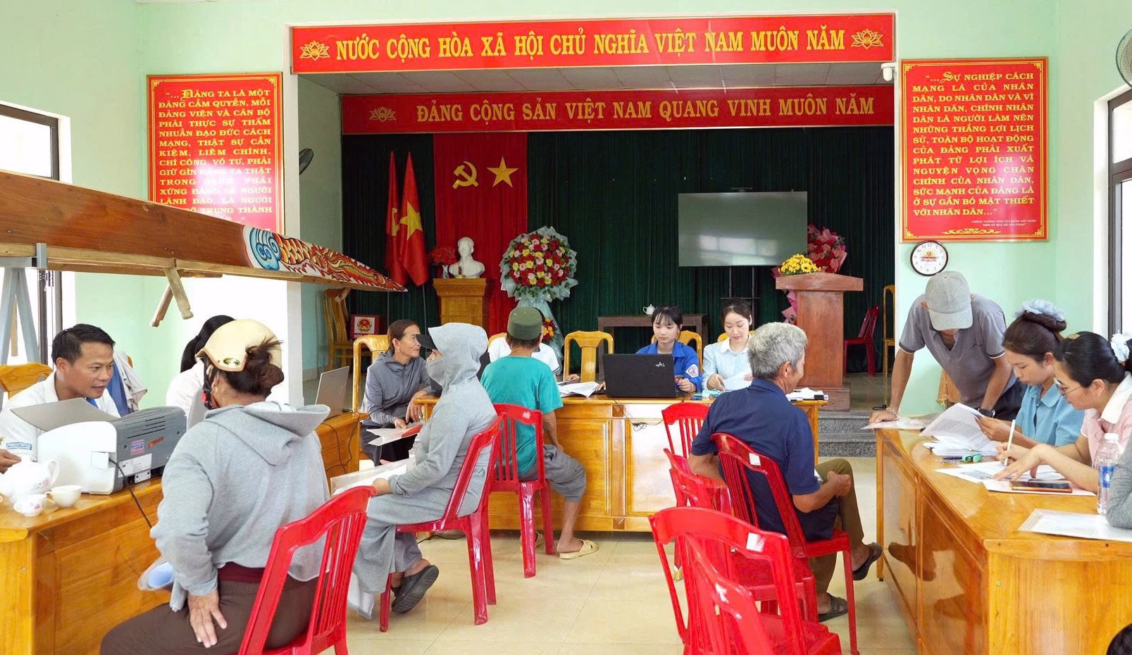 Yếu tố then chốt làm nên tiến độ nhanh chóng của chiến dịch chính là sự đồng lòng, chung sức của người dân.