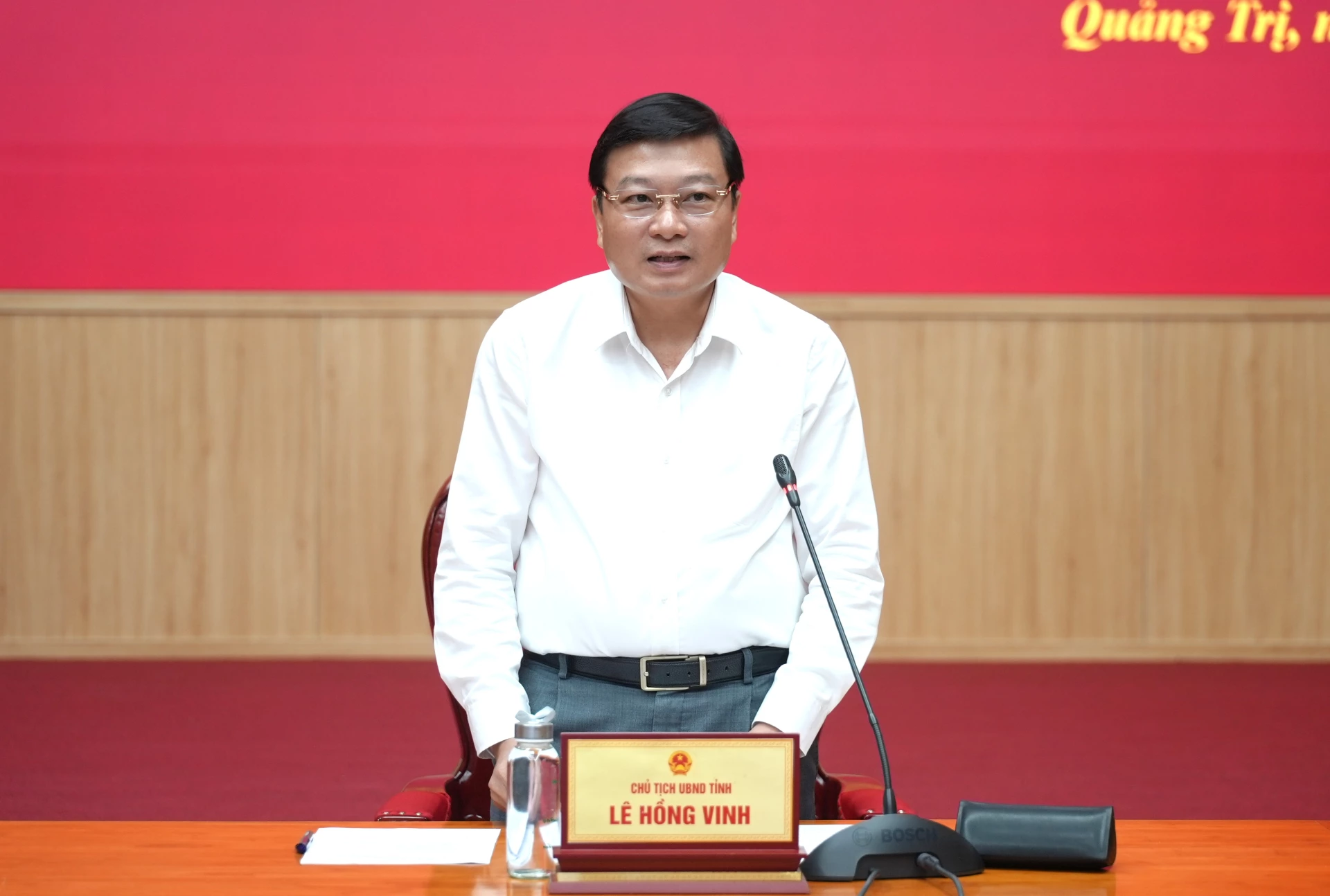 Đồng chí Lê Hồng Vinh, Chủ tịch UBND tỉnh phát biểu đặt vấn đề tại buổi làm việc - Ảnh: T.Đ
